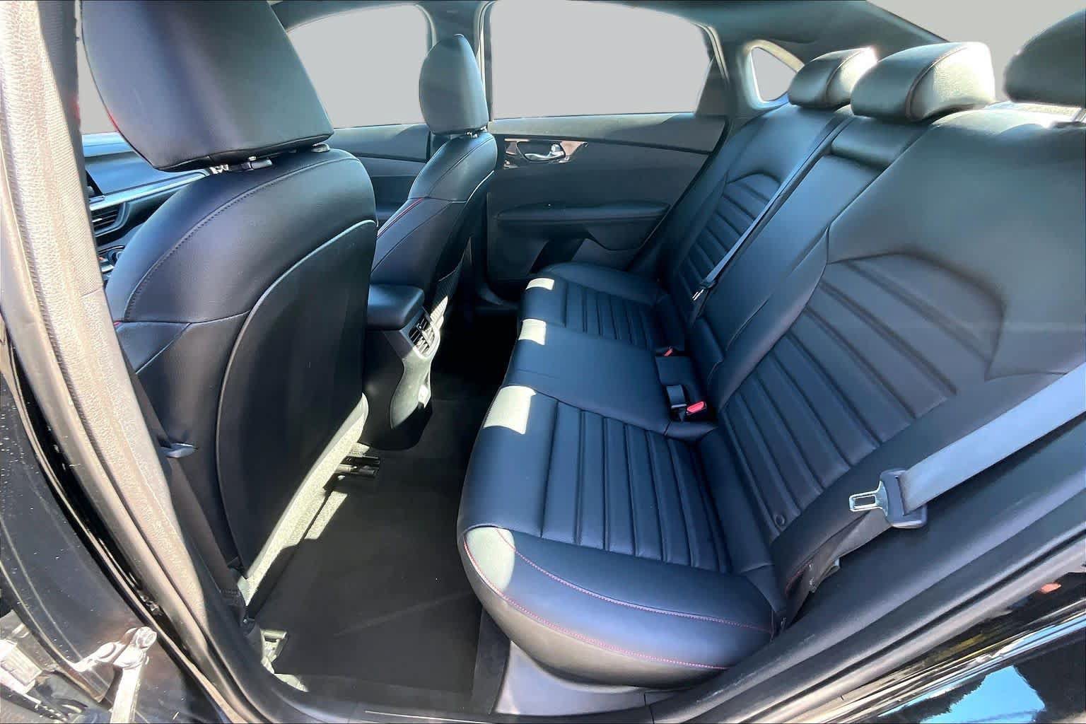 Used 2024 Kia Forte GT FWD image 39