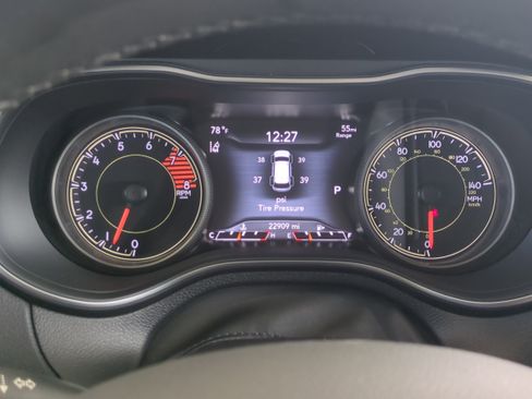 Certified 2022 Jeep Cherokee Trailhawk image 28