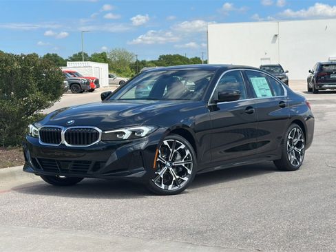 New 2026 BMW 330i Sedan w/ Premium Package RWD image 2