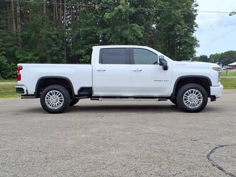 Used 2020 Chevrolet Silverado 3500 High Country w/ Z71 Off-Road Package AWD/4WD image 21