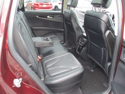 Used 2022 Lincoln Nautilus Reserve w/ Luxury Package image 15