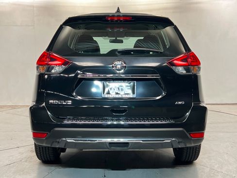 Used 2018 Nissan Rogue S AWD/4WD image 4