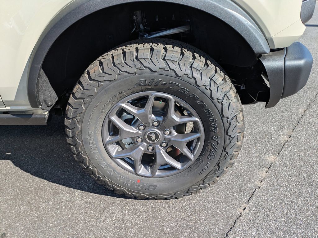 New 2025 Ford Bronco Badlands AWD/4WD image 11