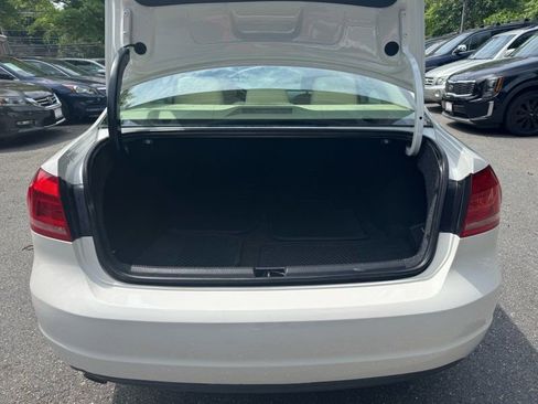 Used 2012 Volkswagen Passat 2.5 SE FWD image 18