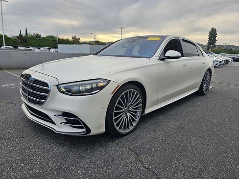 Certified 2023 Mercedes-Benz S 580 4MATIC Sedan w/ AMG Line image 4