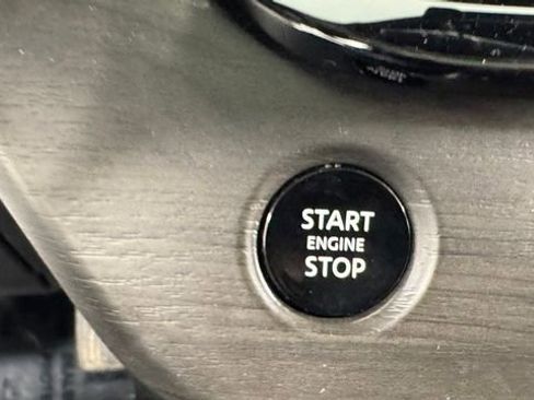 Certified 2025 Nissan Murano SL AWD/4WD image 24