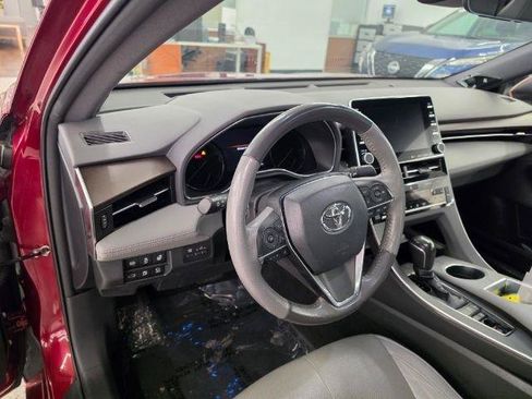 Used 2020 Toyota Avalon Limited w/ Advanced Safety Package FWD image 14
