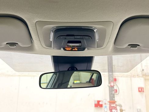 Used 2022 Toyota Corolla Cross L image 21