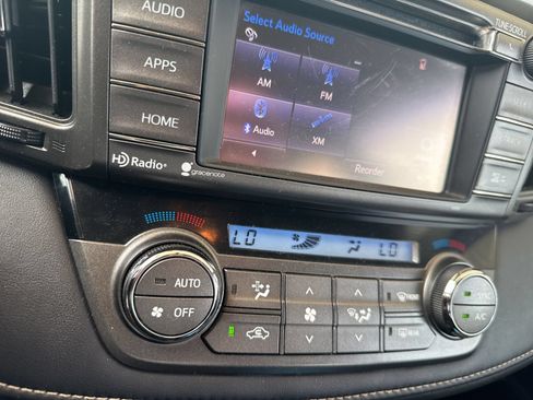 Used 2014 Toyota RAV4 XLE FWD image 10