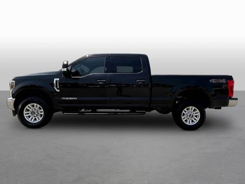 Used 2019 Ford F250 XLT AWD/4WD image 4