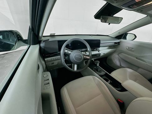 Used 2025 Hyundai Kona SEL image 18