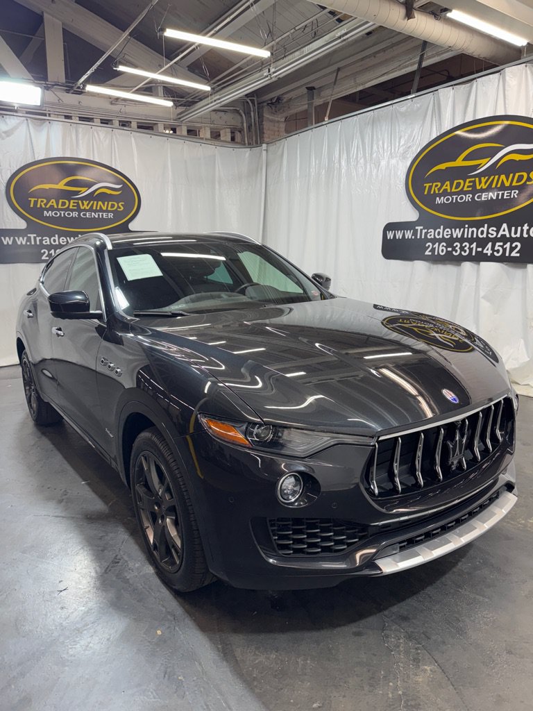 Used 2018 Maserati Levante GranLusso AWD/4WD image 1
