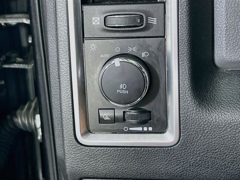 Used 2018 RAM 1500 Big Horn AWD/4WD image 10