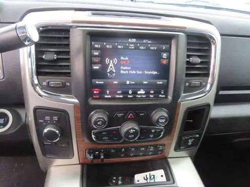 Used 2018 RAM 3500 Laramie AWD/4WD image 39