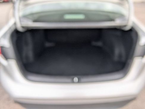 Used 2025 Toyota Corolla LE FWD image 19