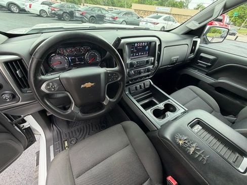 Used 2017 Chevrolet Silverado 1500 LT w/ All Star Edition AWD/4WD image 3