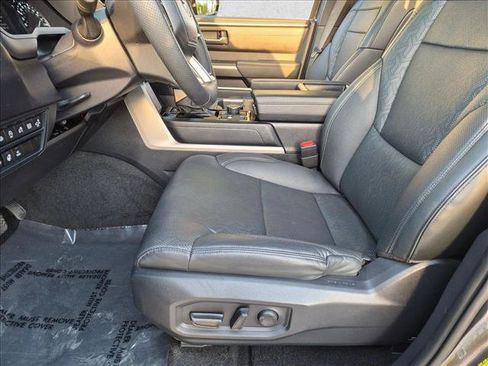 Used 2025 Toyota Tundra SR5 w/ SR5 Premium Package AWD/4WD image 14