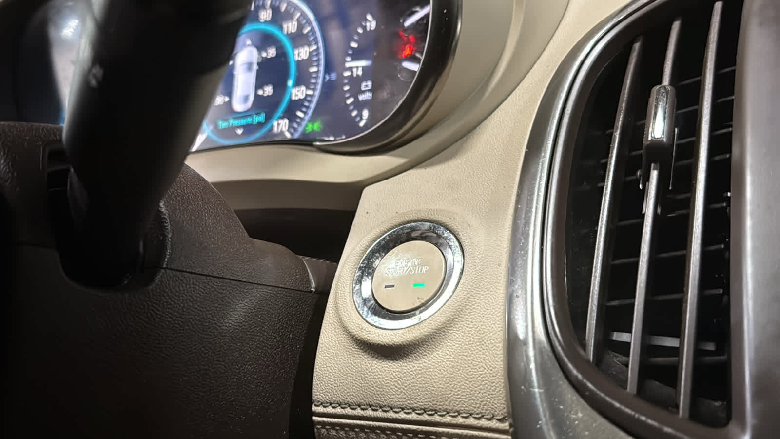 Used 2015 Buick LaCrosse Leather FWD image 19