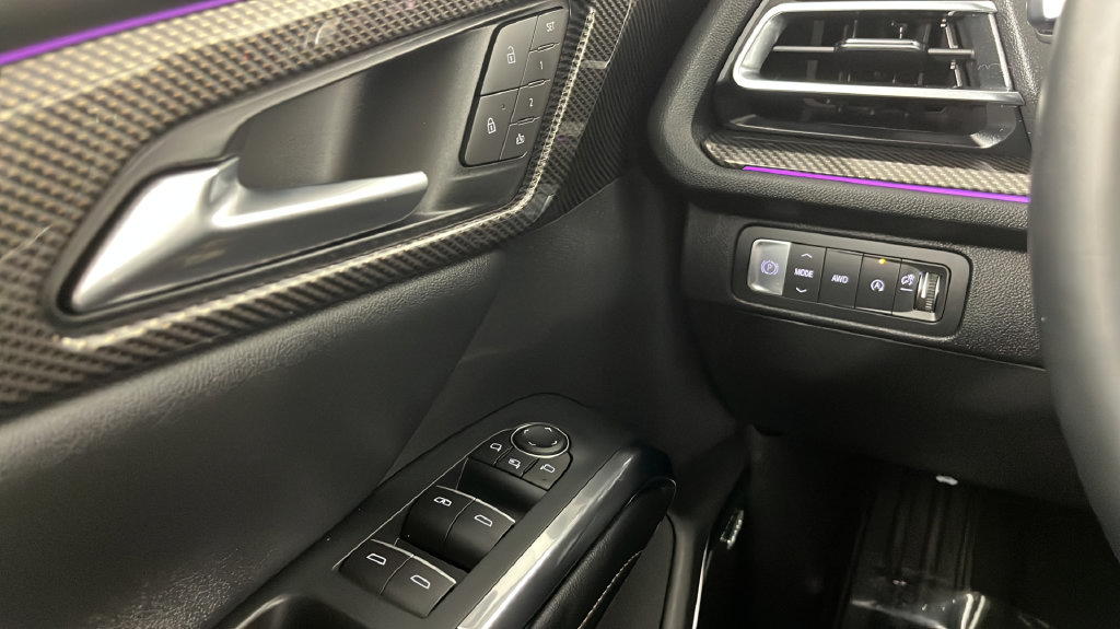 Used 2026 Chevrolet Traverse High Country w/ LPO, Floor Liner Package AWD/4WD image 30