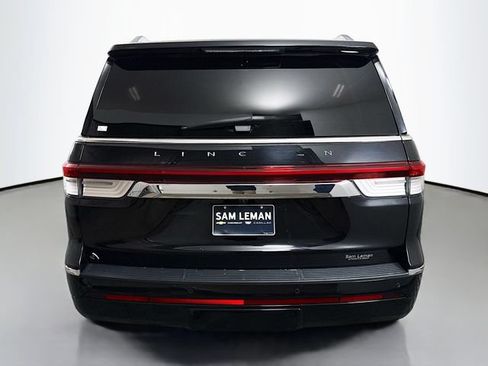 Used 2022 Lincoln Navigator L Reserve AWD/4WD image 6