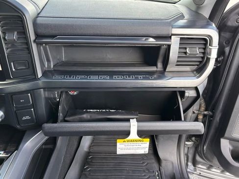Used 2024 Ford F350 Lariat image 38