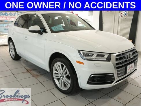 Used 2019 Audi Q5 Prestige w/ Prestige Package AWD/4WD image 1