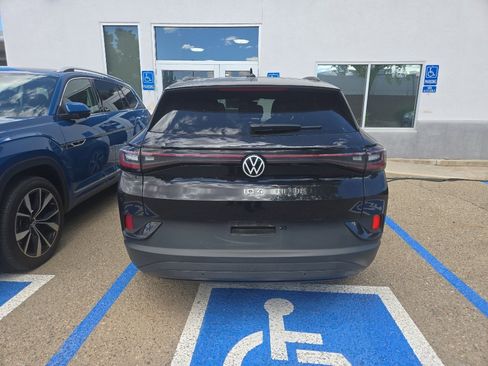 Used 2023 Volkswagen ID.4 Pro S RWD image 6