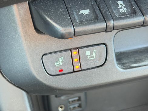 Used 2021 GMC Canyon Denali AWD/4WD image 19