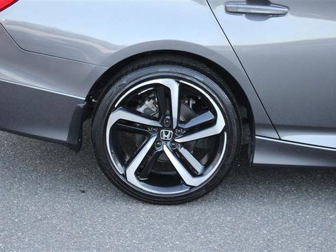 Used 2020 Honda Accord Sport image 9