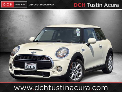 Used 2018 MINI Cooper S FWD image 1