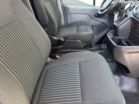 Used 2019 Ford Transit 250 130 Low Roof w/ Exterior Upgrade Package RWD image 18
