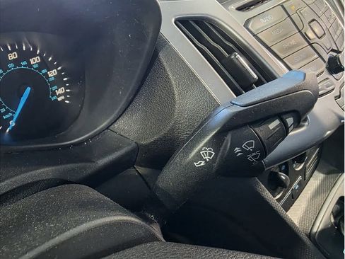 Used 2014 Ford Transit Connect XLT image 28