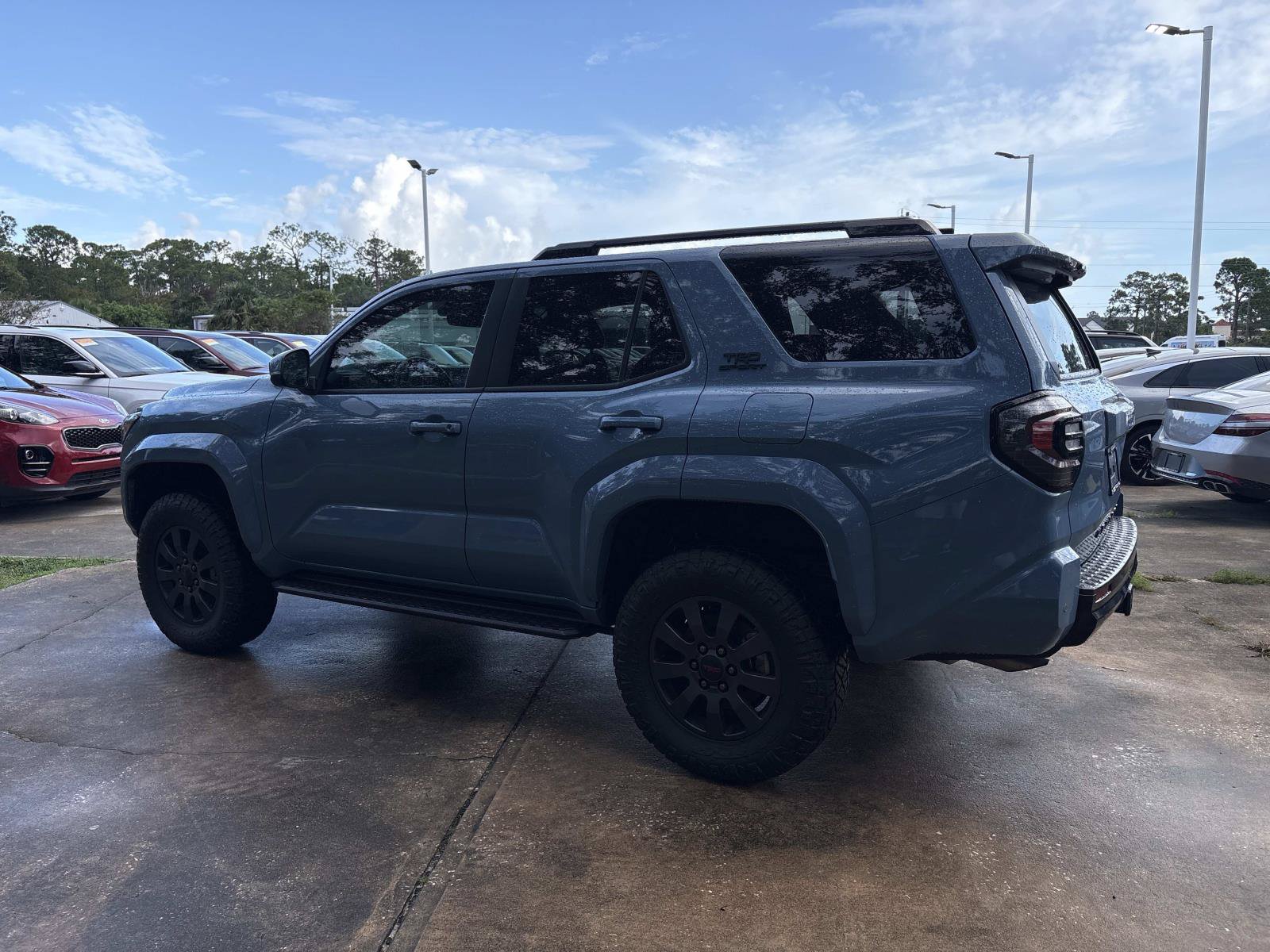 Used 2025 Toyota 4Runner TRD Sport AWD/4WD image 5