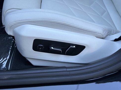 Certified 2025 BMW i5 eDrive40i w/ Premium Package image 19