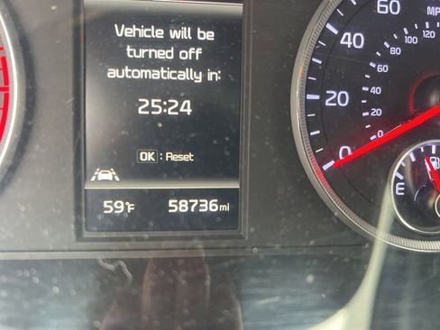 Used 2022 Kia K5 LXS image 12