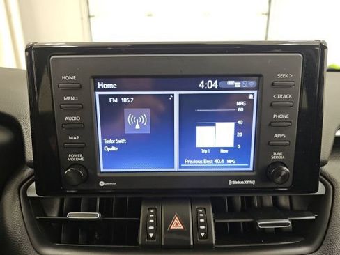 Used 2022 Toyota RAV4 XLE Premium AWD/4WD image 26