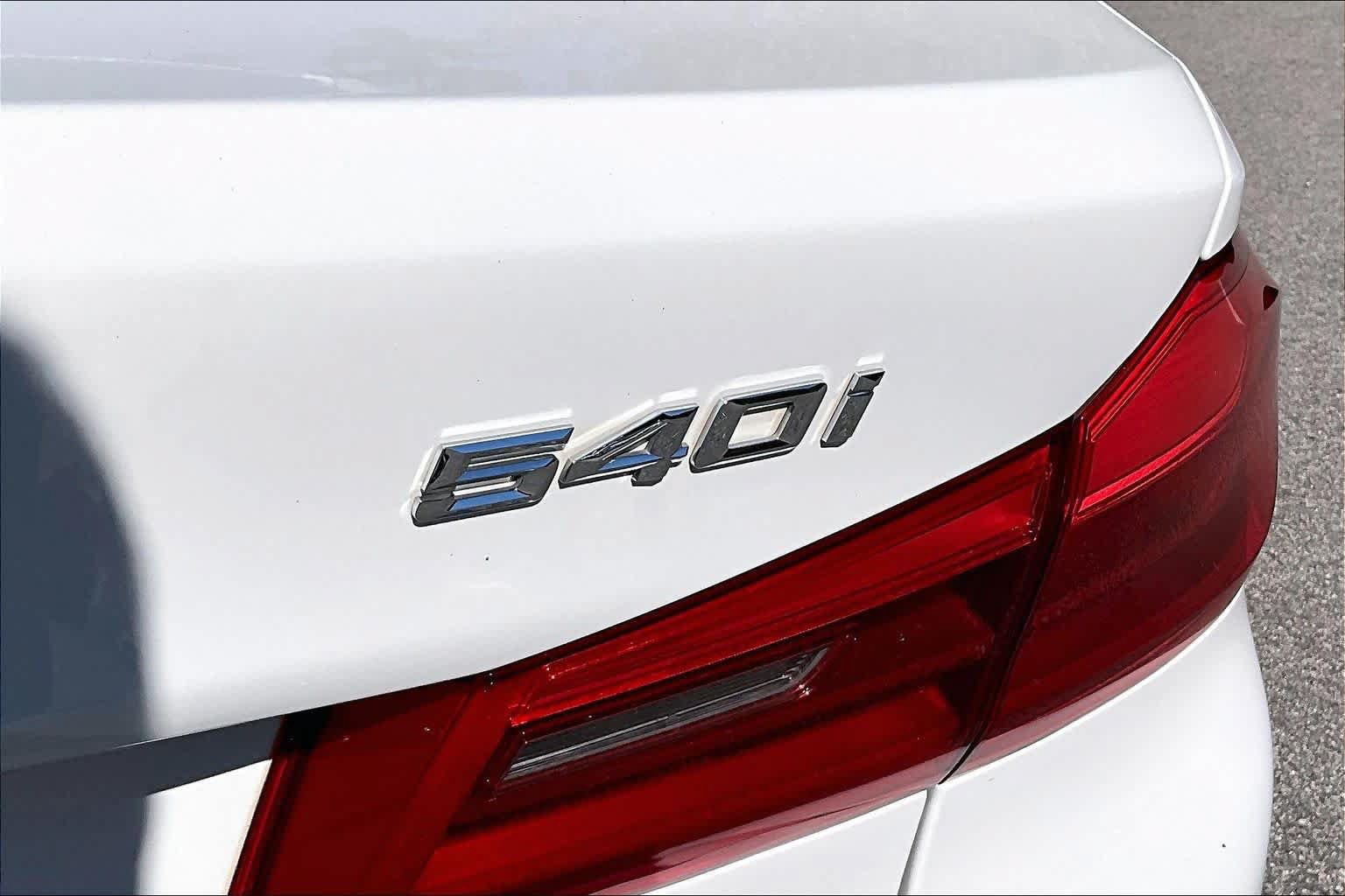 Used 2019 BMW 540i w/ M Sport Package RWD image 32