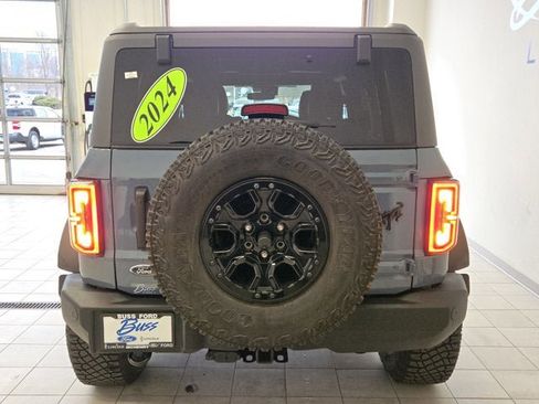 Used 2024 Ford Bronco Wildtrak image 12