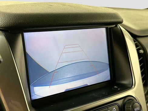 Used 2019 Chevrolet Suburban LS image 14