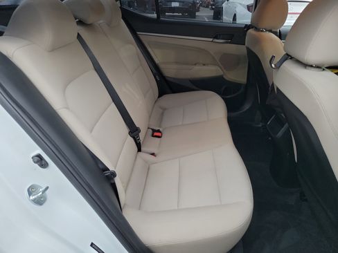 Used 2018 Hyundai Elantra SEL image 20