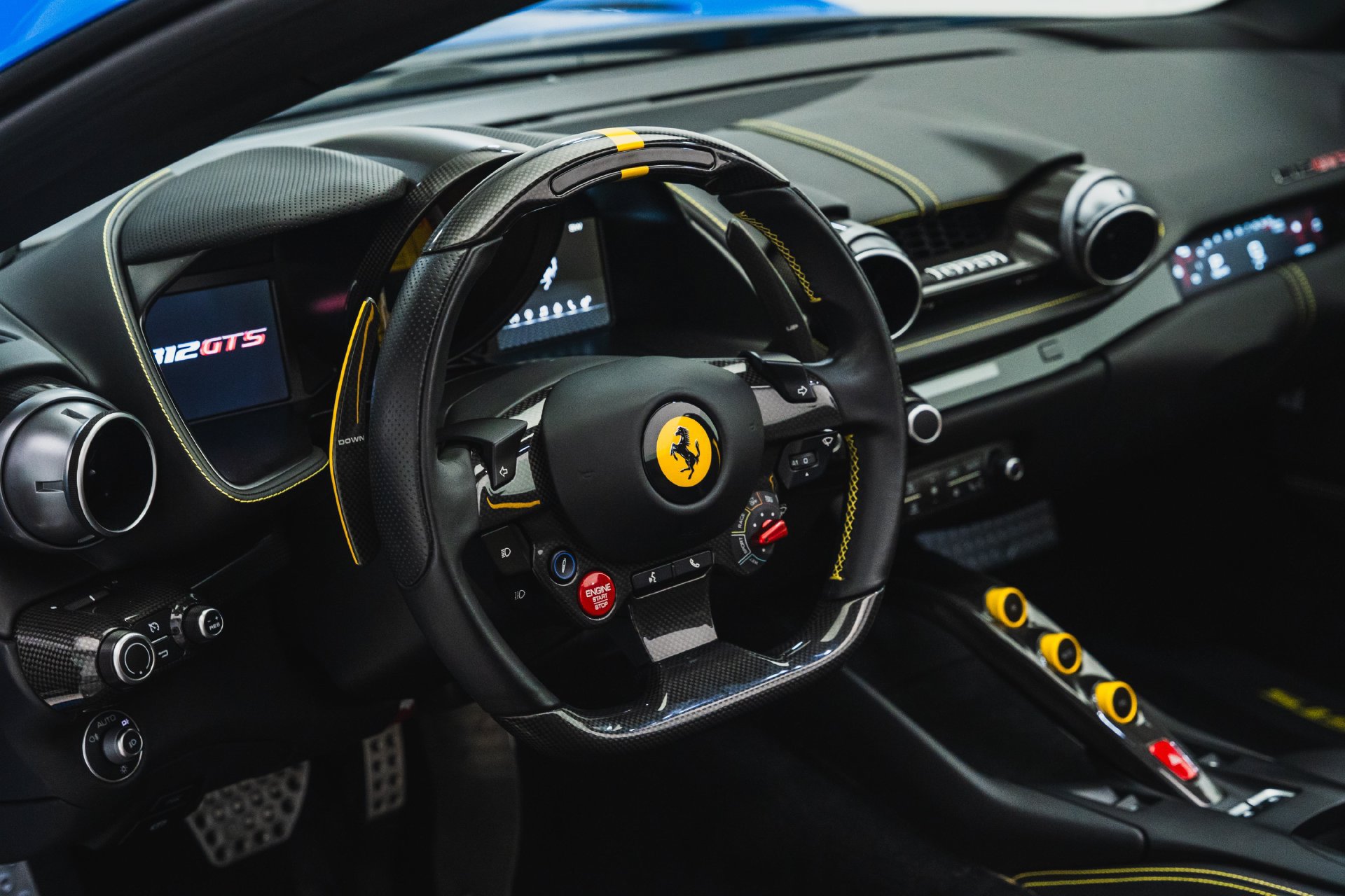 Used 2022 Ferrari 812 GTS RWD image 46