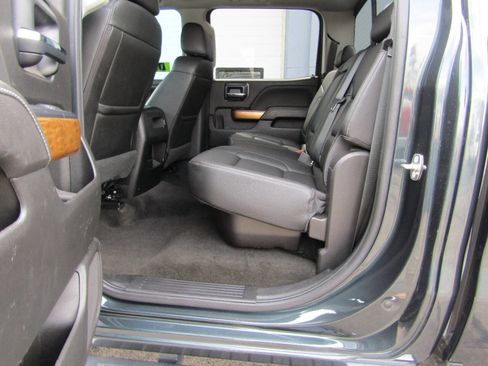 Used 2018 Chevrolet Silverado 2500 LTZ w/ Duramax Plus Package image 12