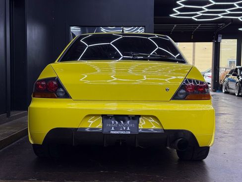 Used 2003 Mitsubishi Lancer Evolution image 32
