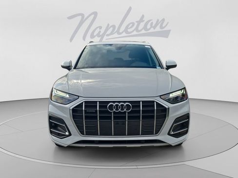 Used 2023 Audi Q5 2.0T Premium w/ Convenience Package AWD/4WD image 9