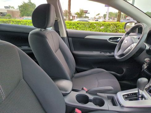Used 2015 Nissan Sentra S FWD image 18