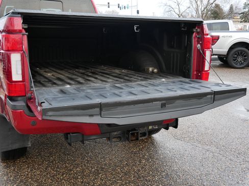 Certified 2022 Ford F350 Platinum w/ FX4 Off-Road Package image 5