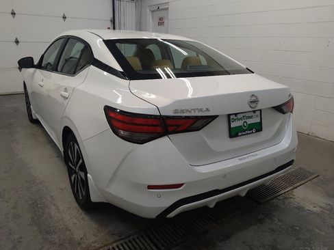 Used 2023 Nissan Sentra SV w/ SV Premium Package FWD image 5