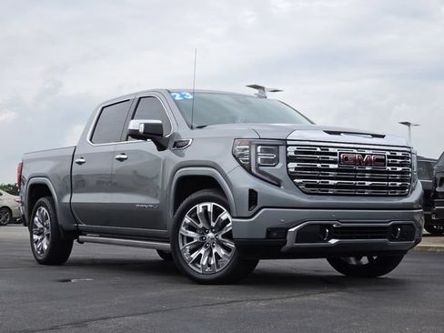 Used 2023 GMC Sierra 1500 Denali w/ Denali Reserve Package AWD/4WD image 2