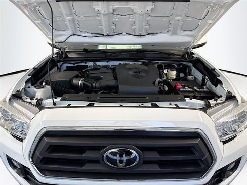 Used 2023 Toyota Tacoma SR5 w/ Technology Package RWD image 24