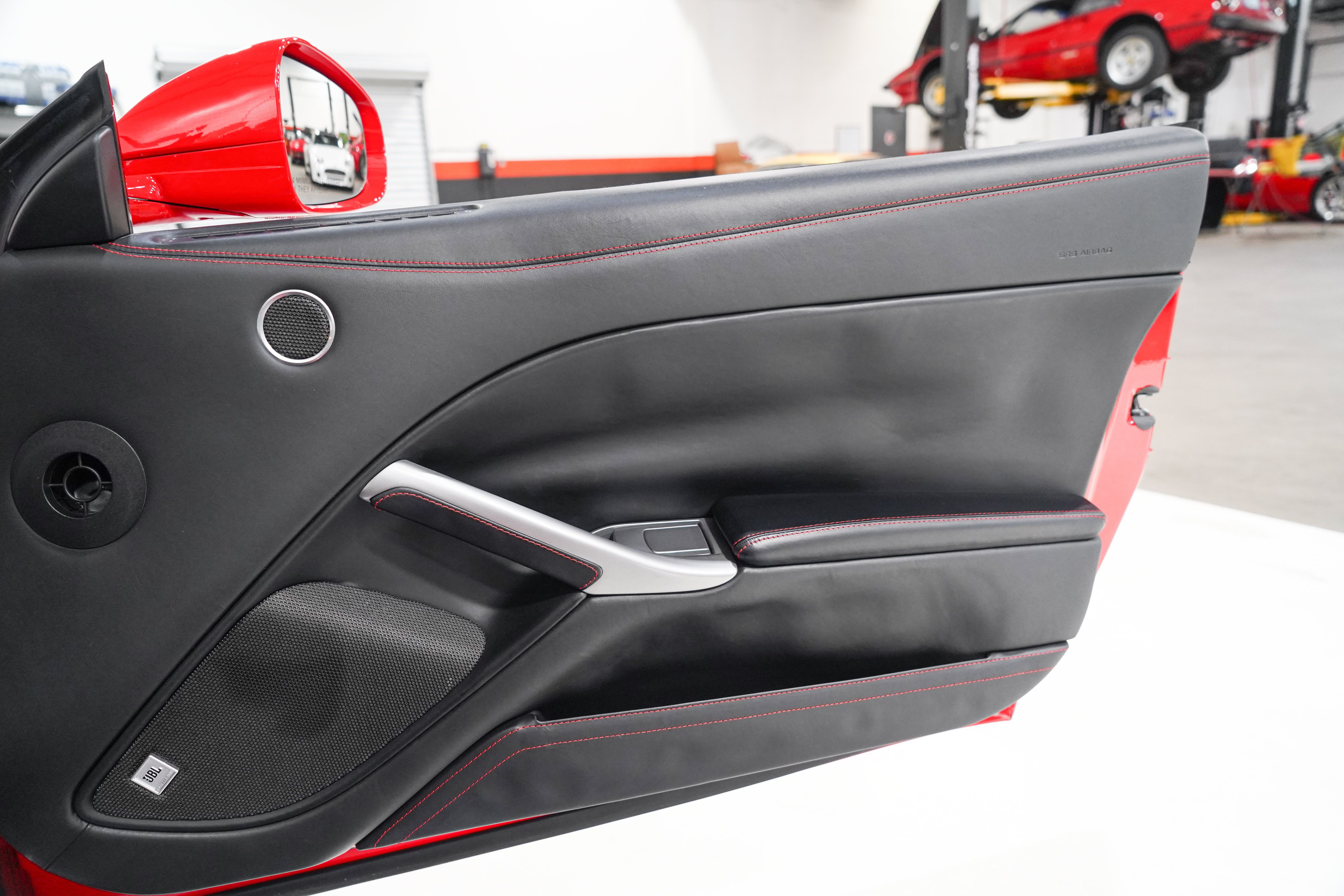 Used 2015 Ferrari F12 Berlinetta RWD image 20